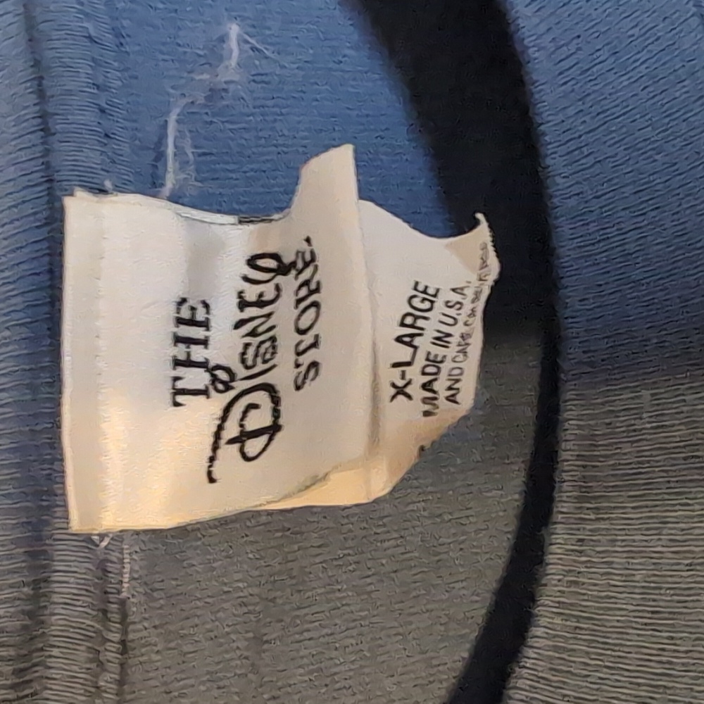 Vint. 90s Winnie the Pooh Disney store size XL - Picture 3 of 5